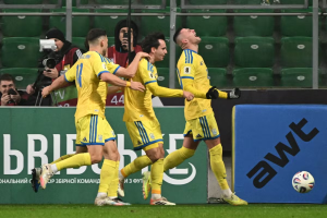 Ukraina taklukkan Islandia di menit-menit akhir untuk lolos ke babak play-off kualifikasi Piala Dunia